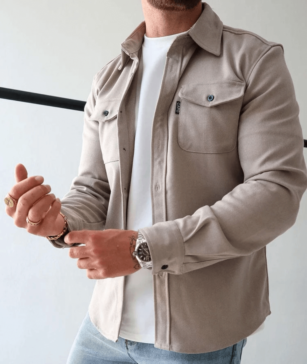 Stylisches Herrenhemd Modern Design