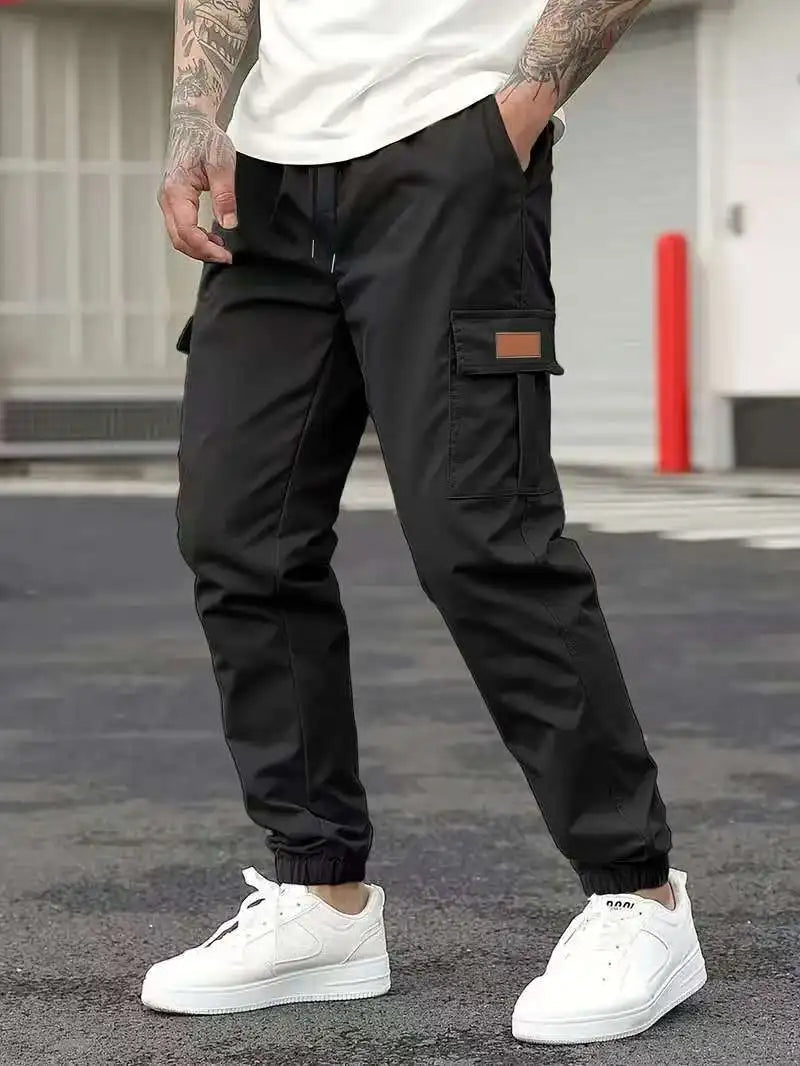 Bequeme Herren CargohoseLocker Sitz - IdealeKleiden