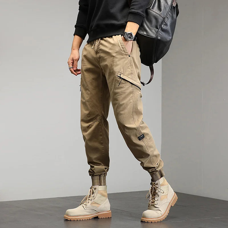 Sportliche Herrenhosen Slim Fit Cargo