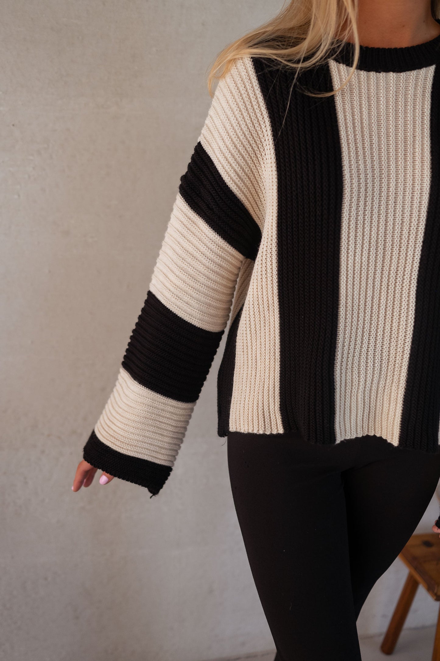 Gestreifte Damen Strickpullover Modern - IdealeKleiden