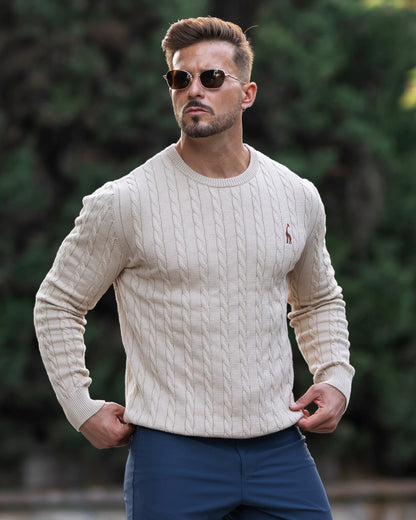 Stylische Kleidung | Zopfstrick Regular Fit Rippbündchen Logo Detail - IdealeKleiden