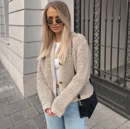 Weiche Teddyjacke Mit Knöpfen Damen - IdealeKleiden