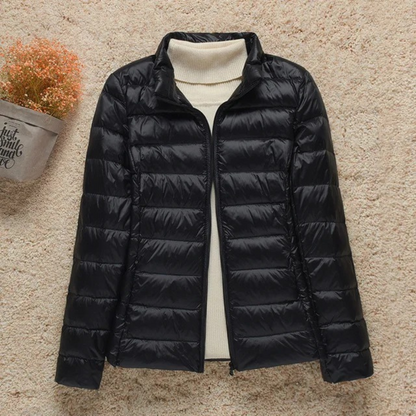 Stylische Kapuzenjacke Stehkragen Design
