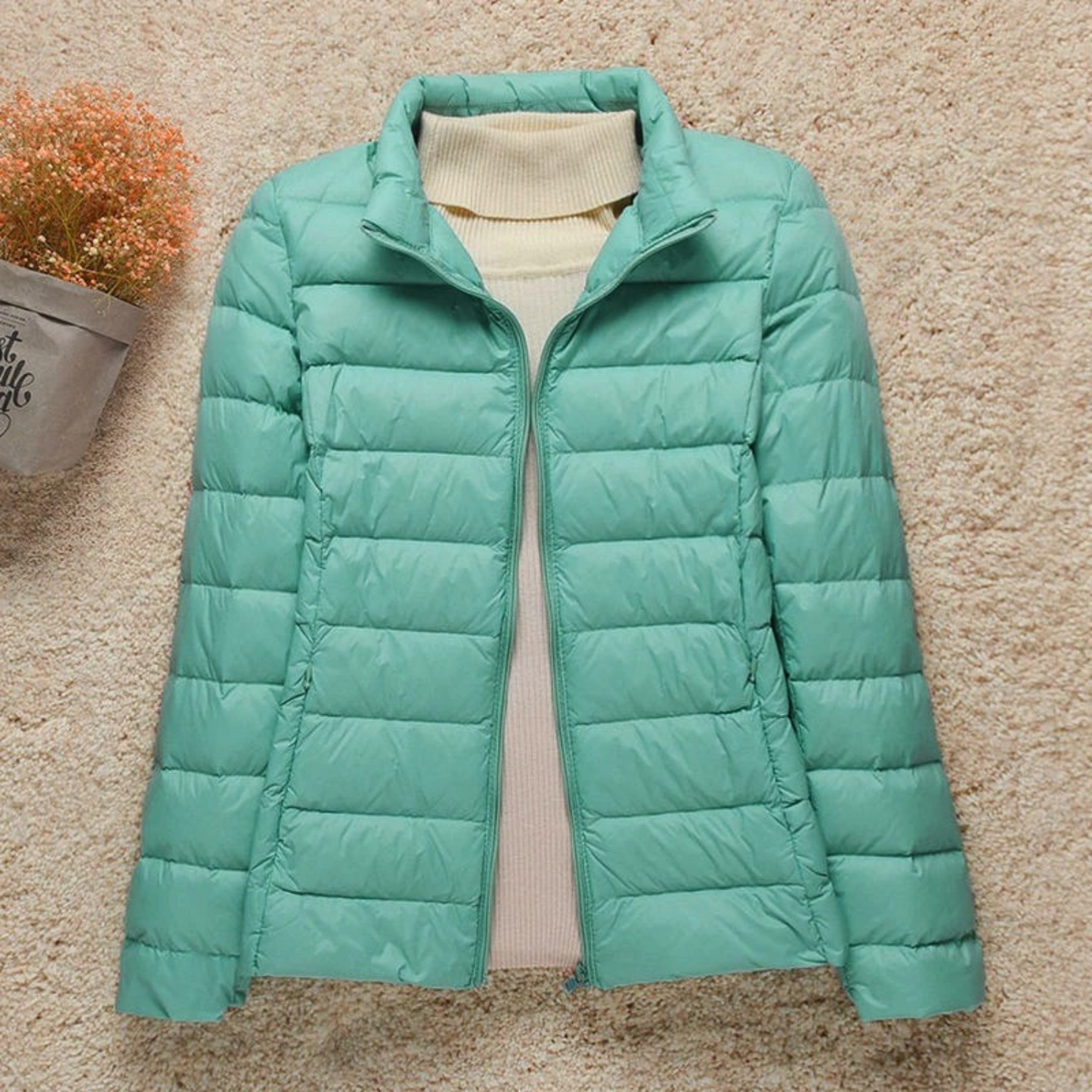 Stylische Kapuzenjacke Stehkragen Design