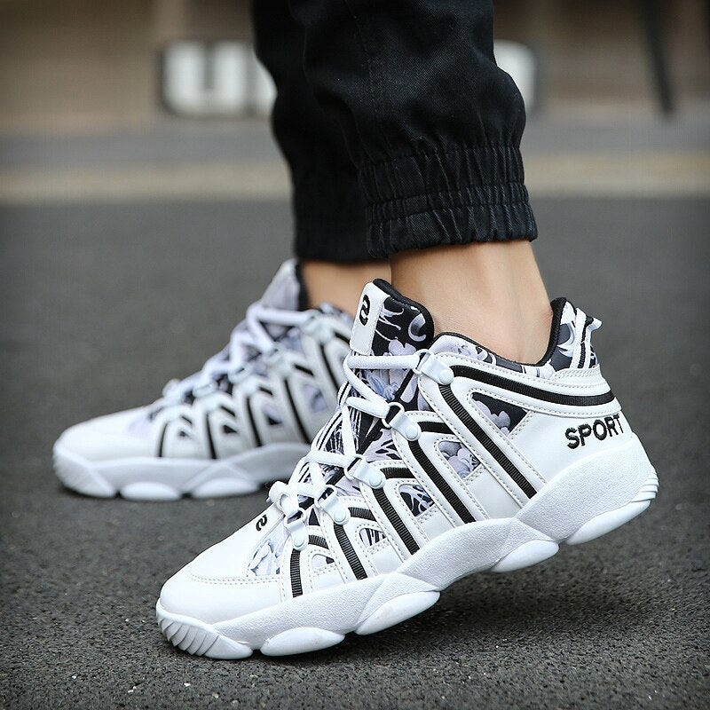 Sportliche Laufschuhe Damen