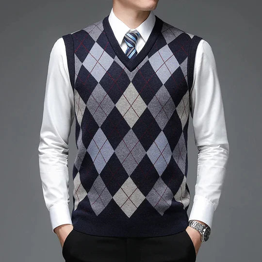 Stylischer Herrenpullover Modern Design