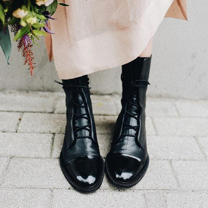 Elegante Stiefeletten Lackleder Blockabsatz Bordeaux Stil - IdealeKleiden