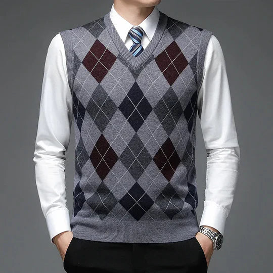 Stylischer Herrenpullover Modern Design