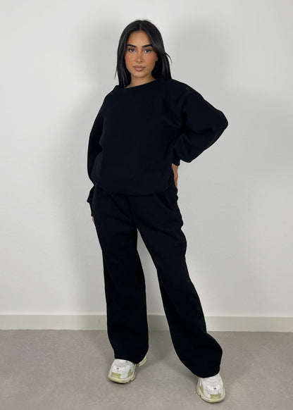 Stylischer Sportanzug Damen Modern