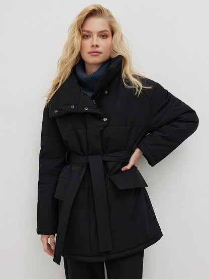 Stylischer Wintermantel Elegant Damenschneidung