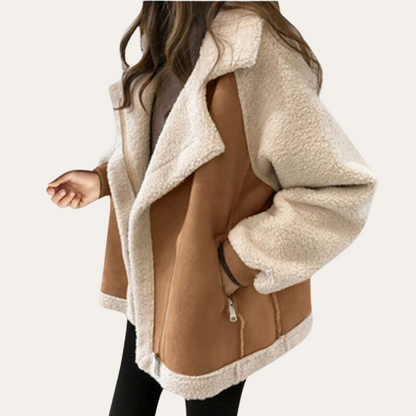 Modische Lederjacke Frauen Trend