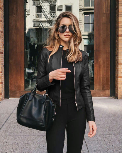 Stilvolle Lederjacke Damen Kurz & Elegannt