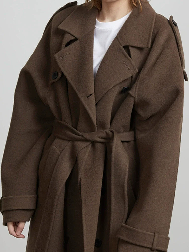 Stylischer Damen Trenchcoat Oversized mit Doppelknöpfen und Gürtel - IdealeKleiden