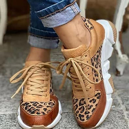 Frauen Sneaker Leoparden Design Schnüren