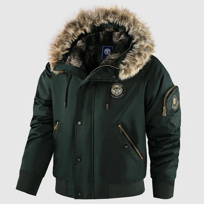 Warme Winterjacke mit Fellkapuze
