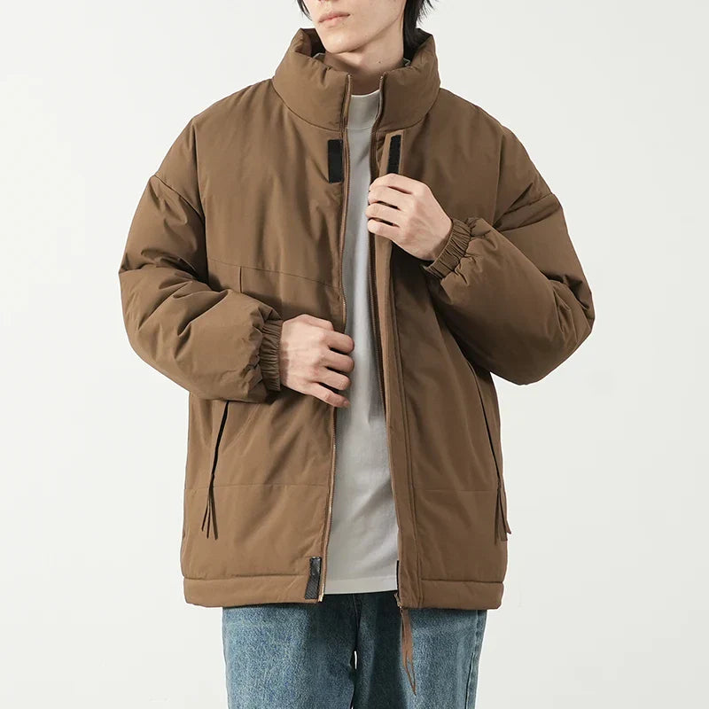 Warme Winterjacke Wasserdicht Isoliert