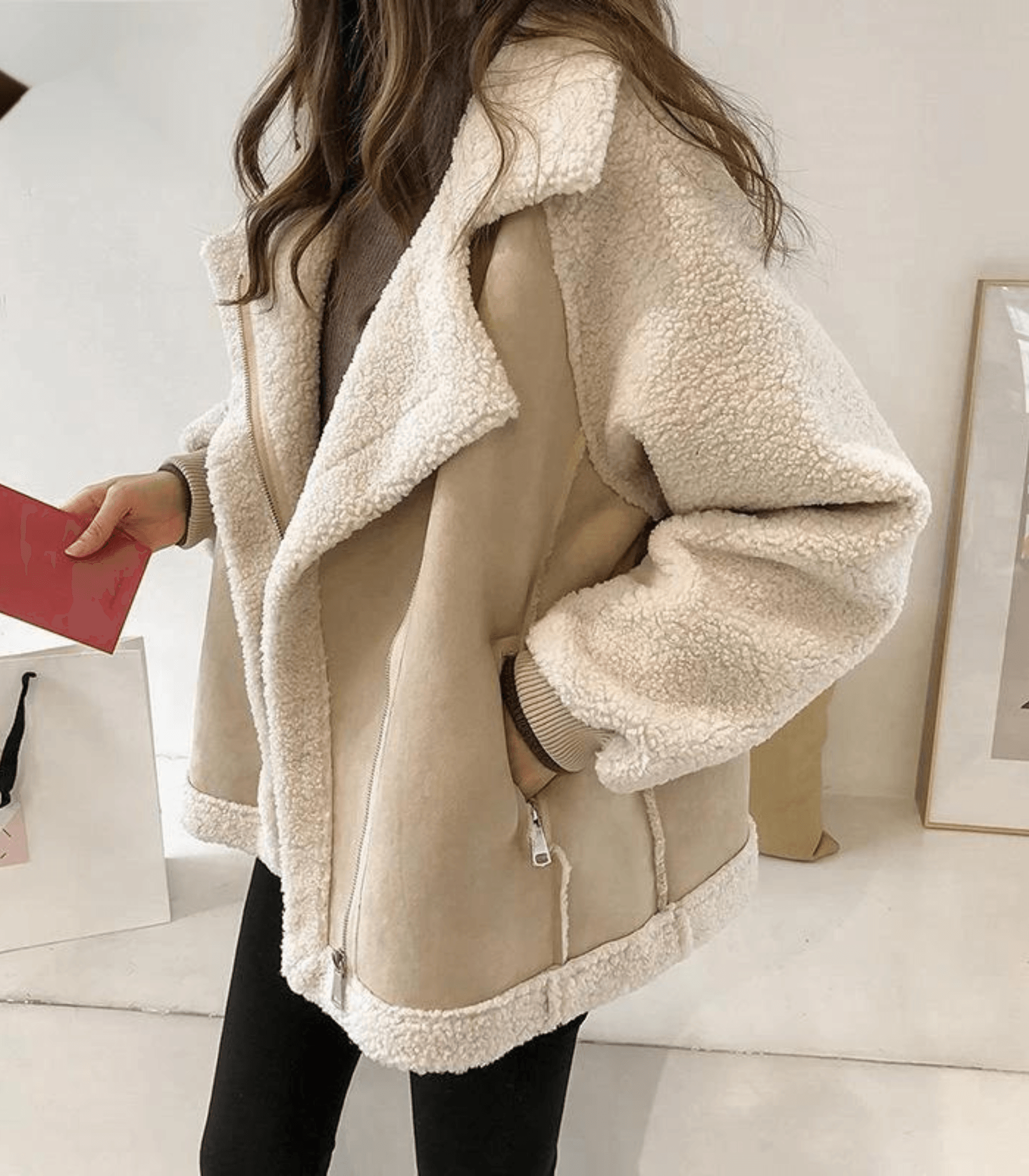 Modische Damenjacke mit Kunstfell Verzierungen - IdealeKleiden