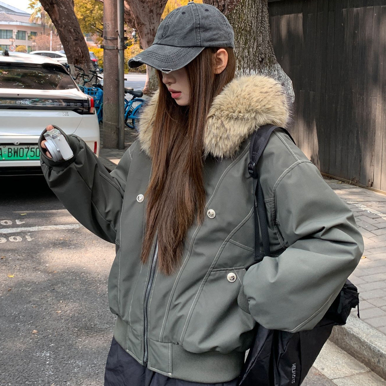 Damen Winterjacke Warm Isoliert mit abnehmbarem Fellkragen und XXL-Taschen - IdealeKleiden