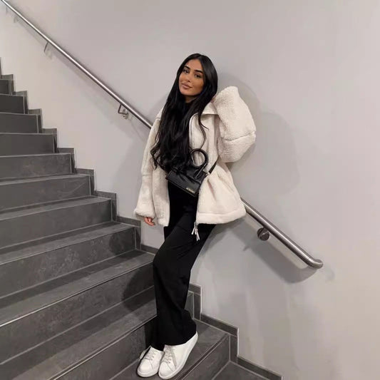 Damen Softjacke Warme Wintermode - IdealeKleiden