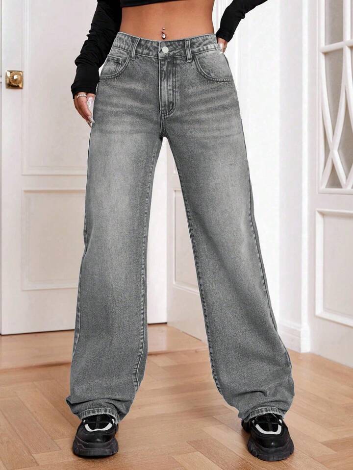 Damen High-Waist Jeans Relaxed Fit Used Style