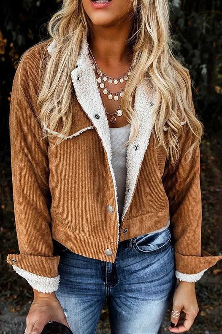 Kurze Lederjacke Casual Chic - IdealeKleiden
