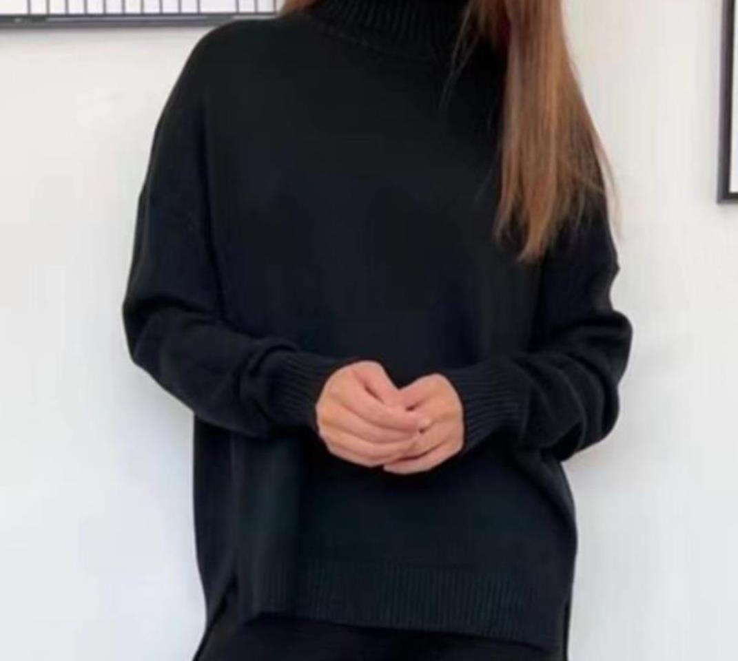 Damen Strickoutfit Hochkragen Weite Bein