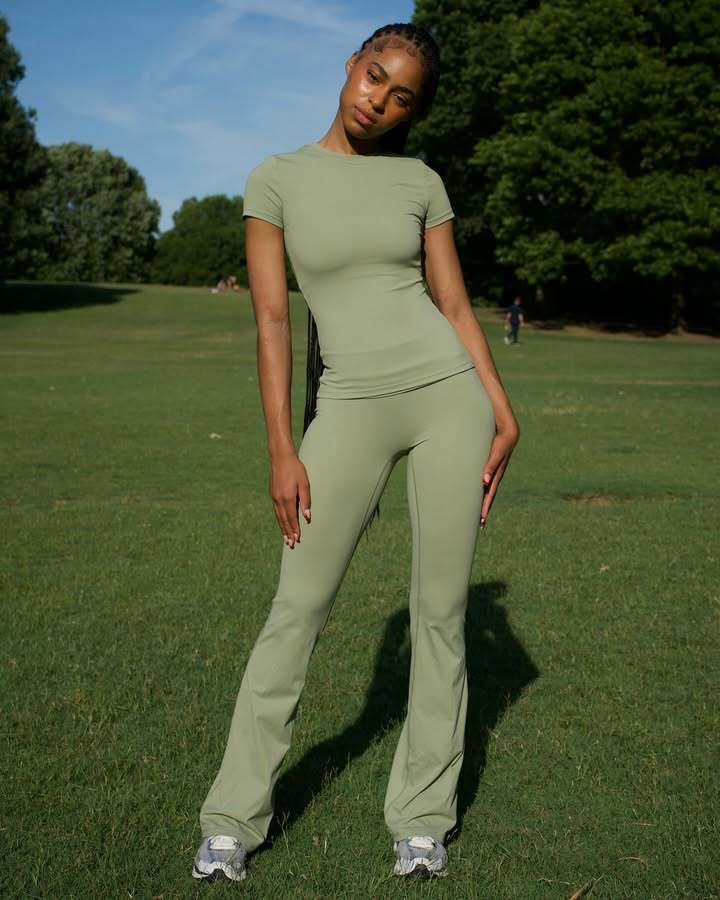 Damen Sport Outfit Atmungsaktiv Leggings Set