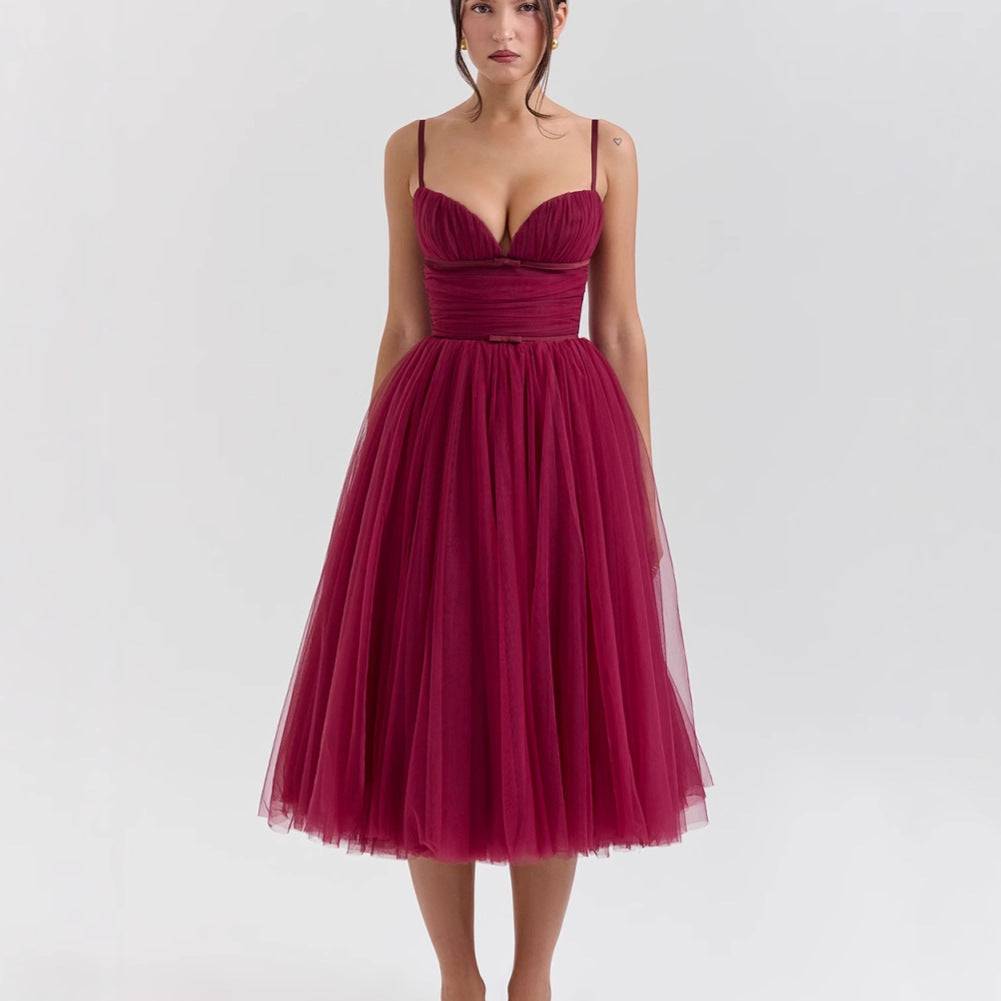 Elegantes Damenkleid aus Tüll mit Röcken - IdealeKleiden
