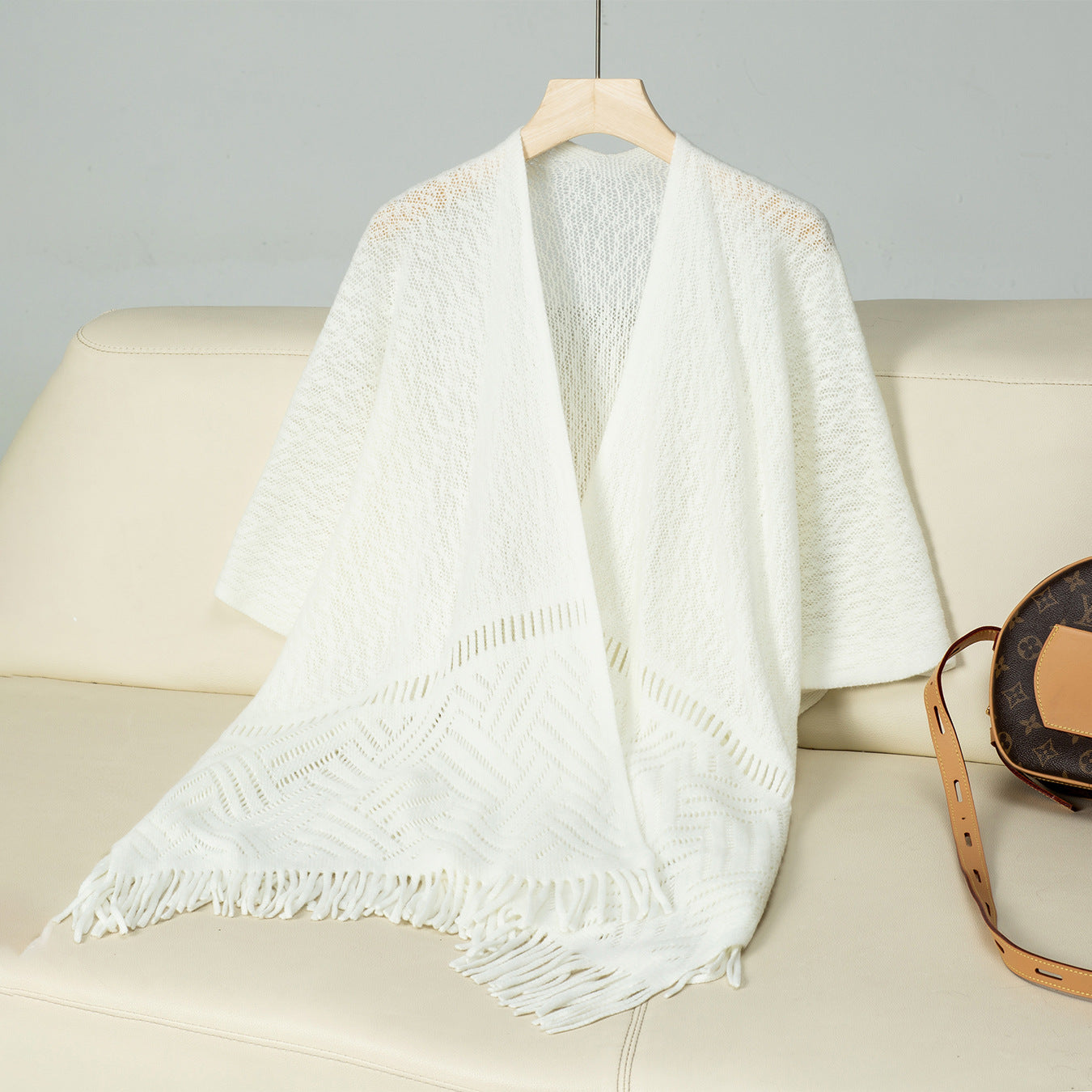Damen Strickponcho Elegantes Design Fransen Muster