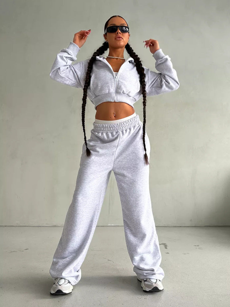 Damen Sport Outfit: Cropped Jacke und Jogginghose Set
