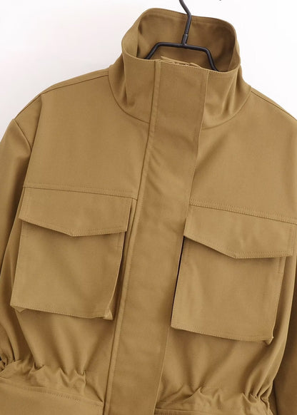 Praktische Outdoor-Jacke Funktionstaschen