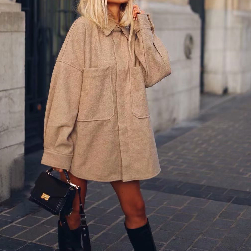 Damen Wolljacke Oversized mit Taschen und Chic Design - IdealeKleiden