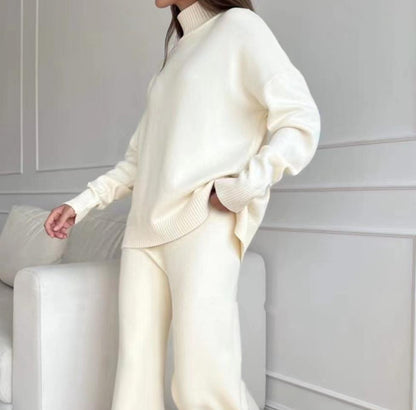 Damen Strickoutfit Hochkragen Weite Bein
