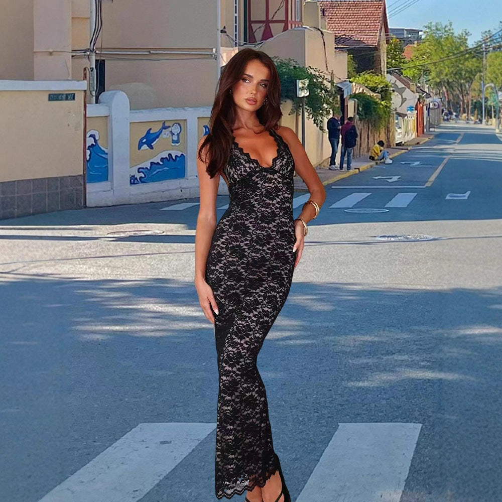 Elegantes Damenkleid Spitze Halterneck Figurformend - IdealeKleiden