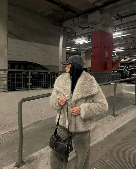 Luxus Felljacke Kunstfell Weich Elegantes Design - IdealeKleiden