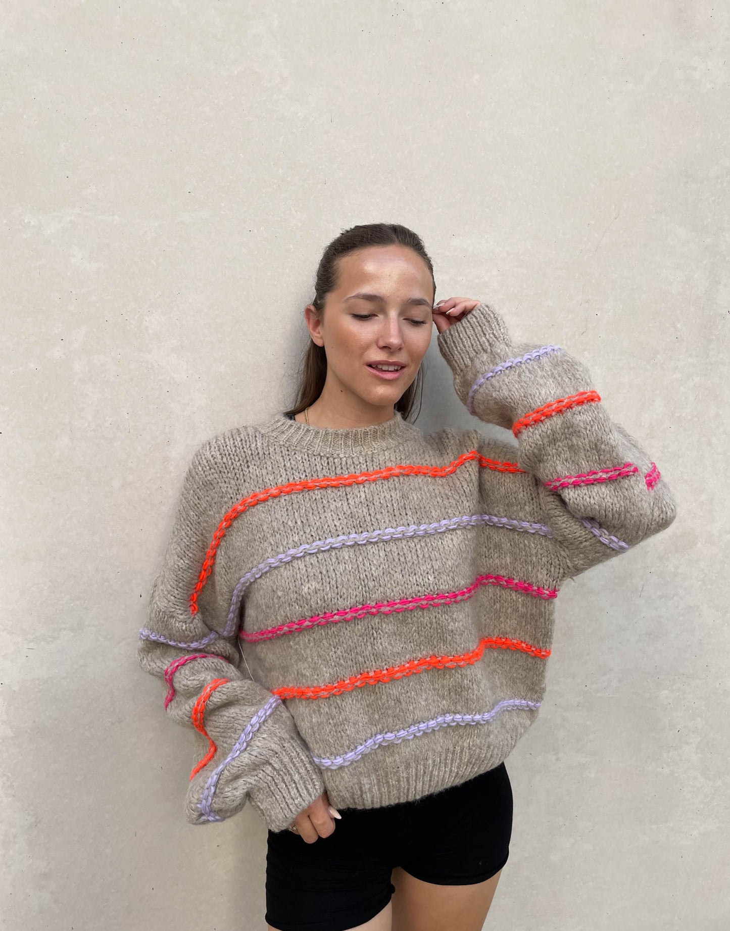 Große Oversized Pullover Neon Nähte