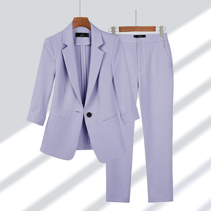 Elegante Damenkleidung Ensemble