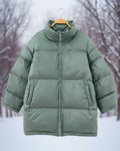 Warme Damenwinterjacke Weich Isoliert