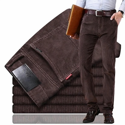 Gerade Cordhose Modern Fit