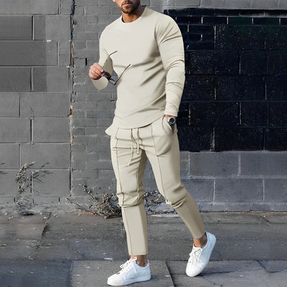 Klassische Outfit-Kombi Pullover Hose