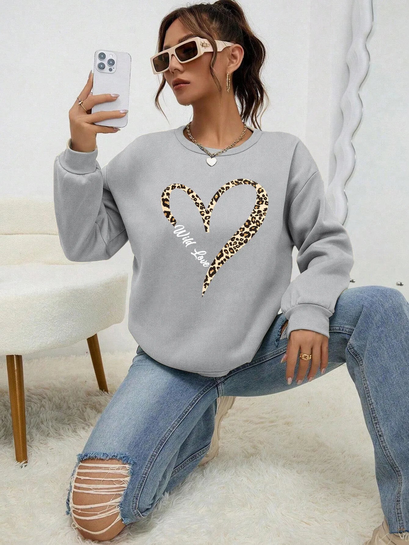 Modische Sweatjacke Leopard Herz Muster Frauen