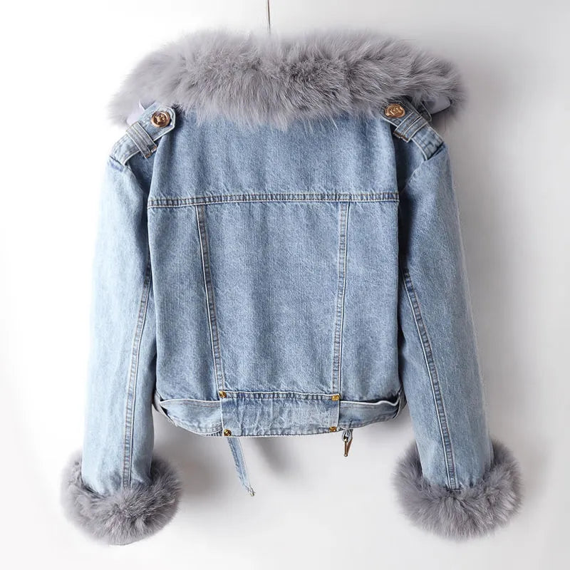 Elegante Denimjacke mit Kunstfell - IdealeKleiden