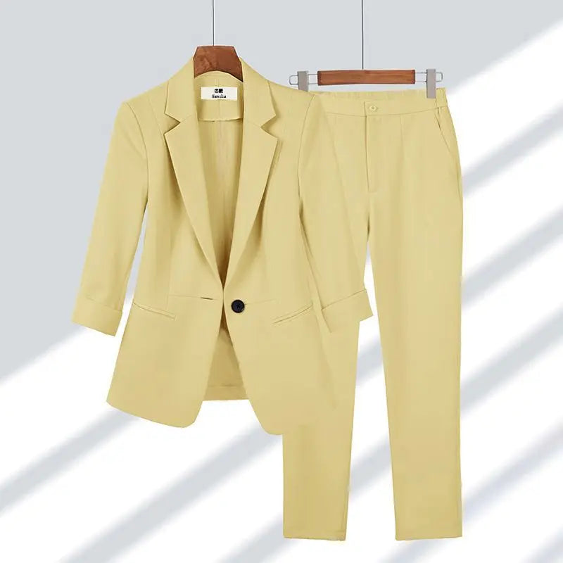 Eleganter Zweiteiler Damenanzug