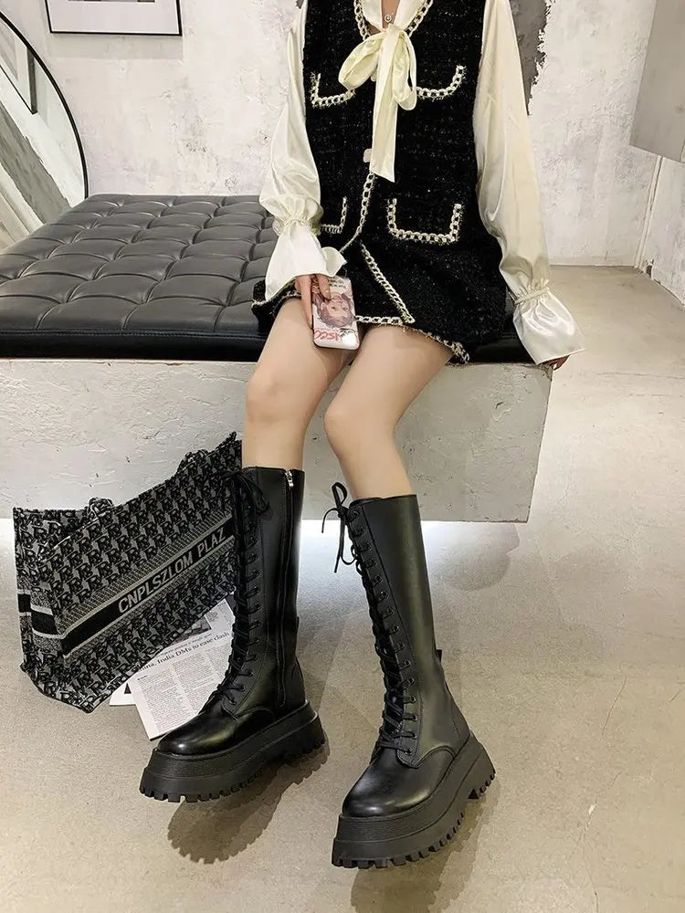 Hohe Reitstiefel Mit Dickem Sohlen - IdealeKleiden