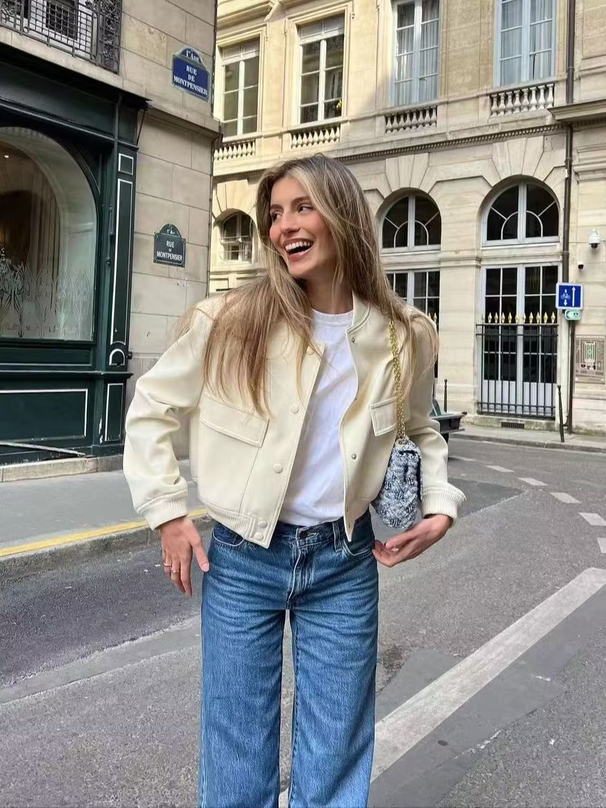 Stylische Bomberjacke Modern Für Damen