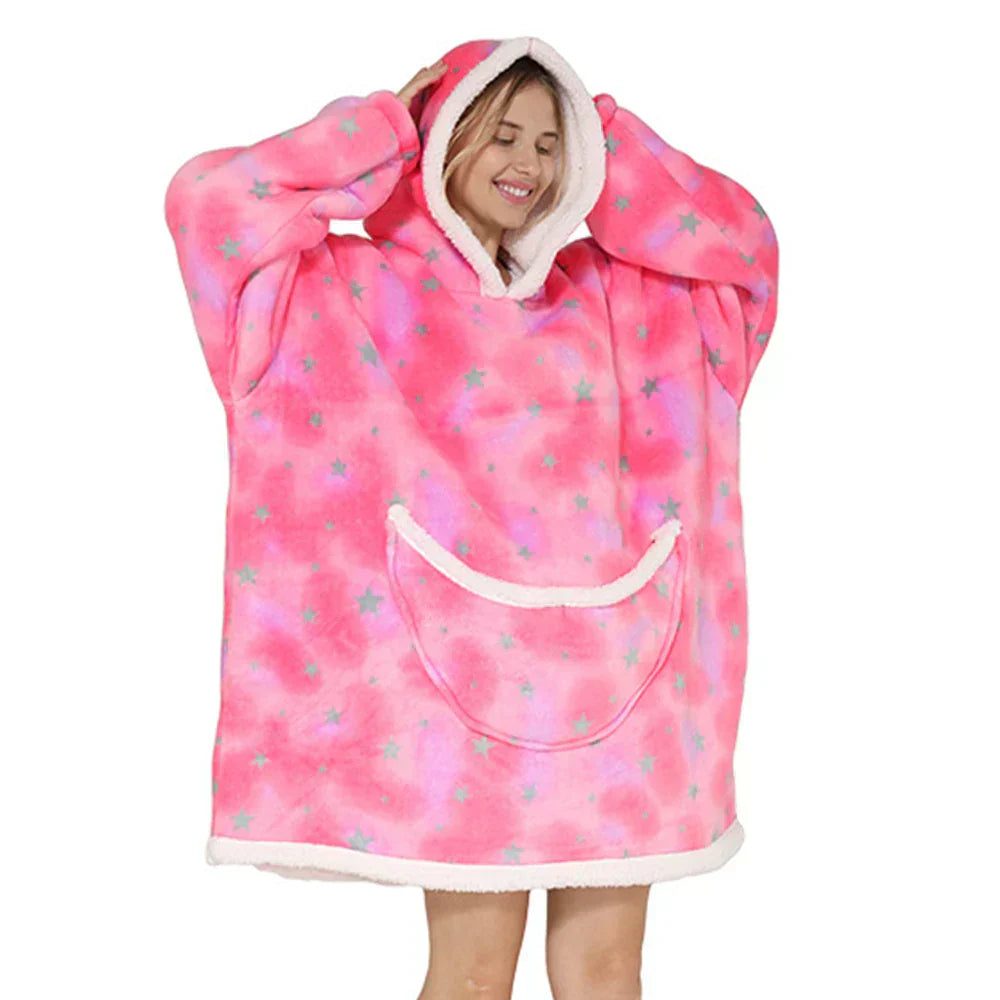 Übergroße Fleece-Decke mit Kapuze und Taschen