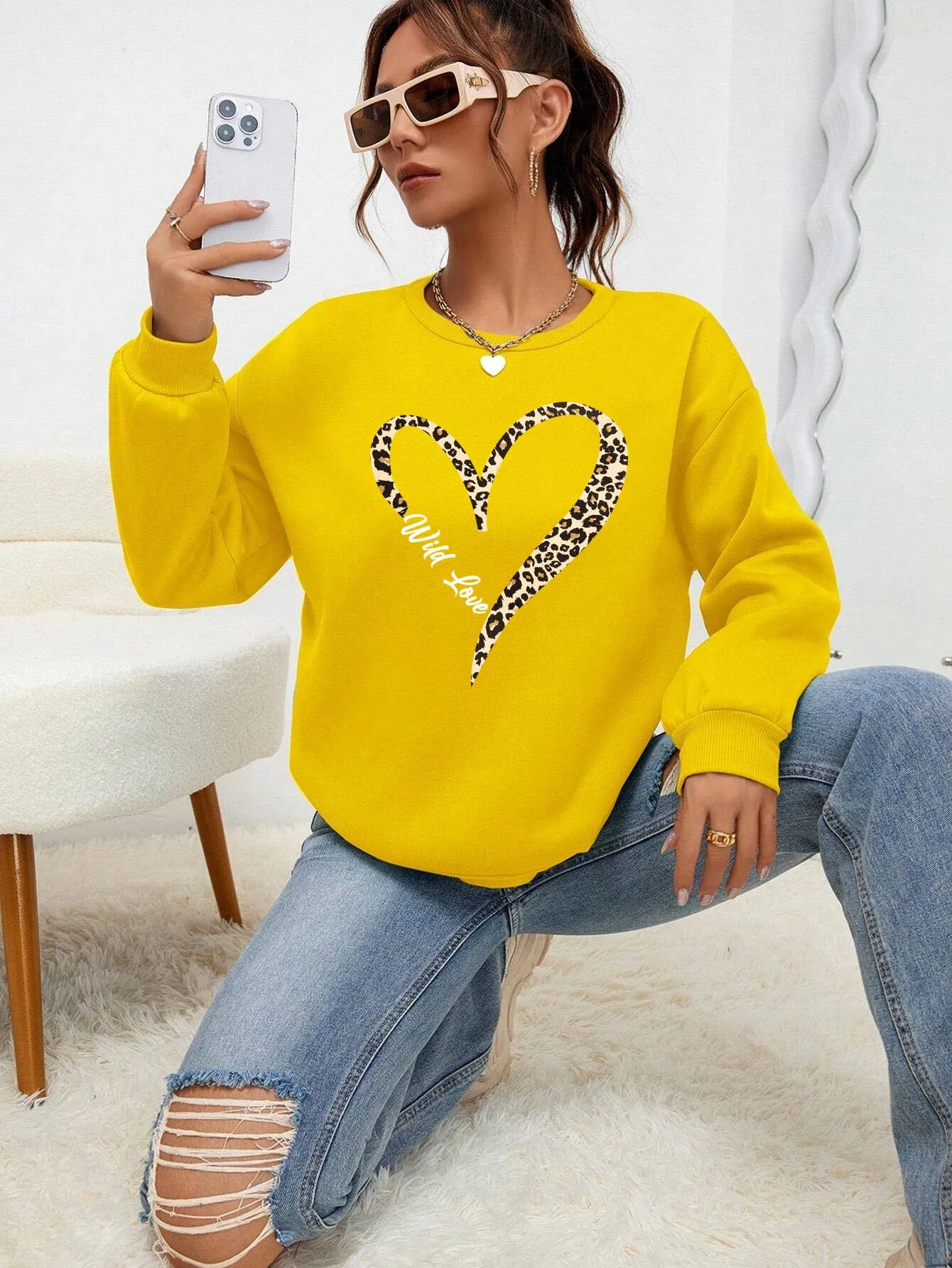 Modische Sweatjacke Leopard Herz Muster Frauen