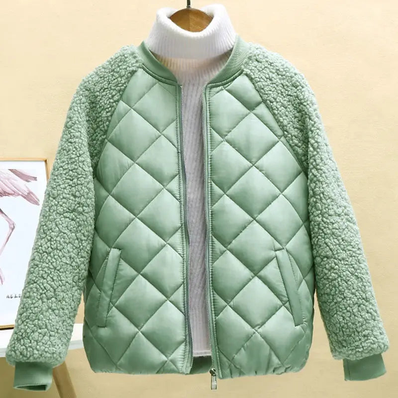 Kurze Frauen Winterjacke Leicht Lammfell Look - IdealeKleiden