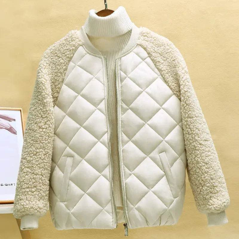 Kurze Frauen Winterjacke Leicht Lammfell Look