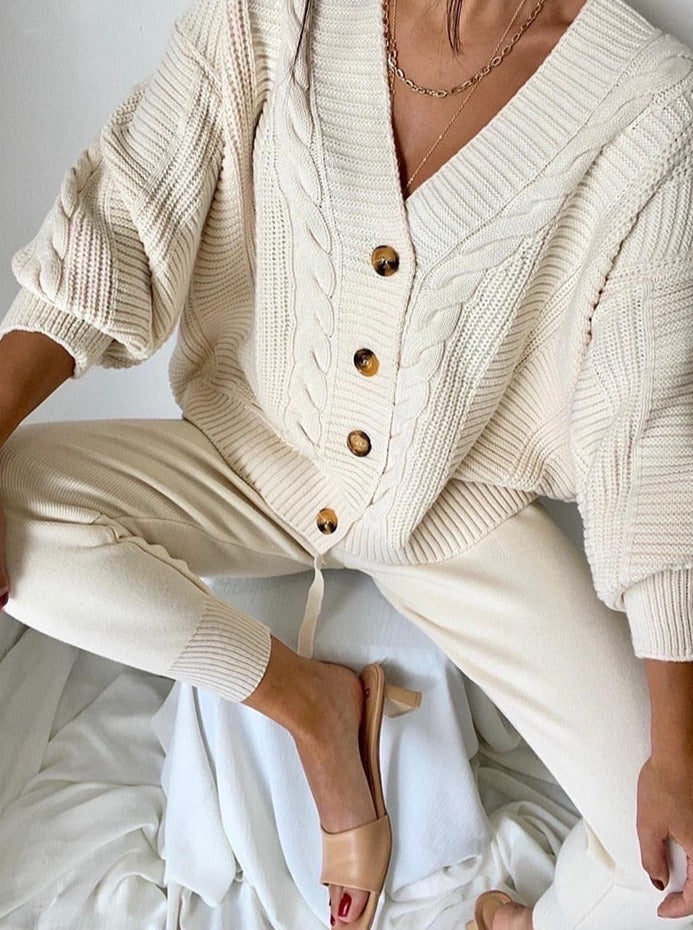 Stilvolles Damen Set Cardigan Hose Komplett